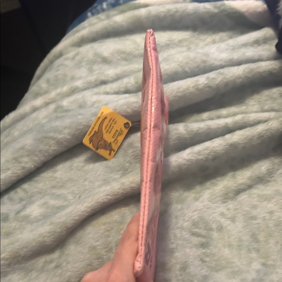 Blue Q Pink 'Girl Power' Pouch - Picture 7 of 12